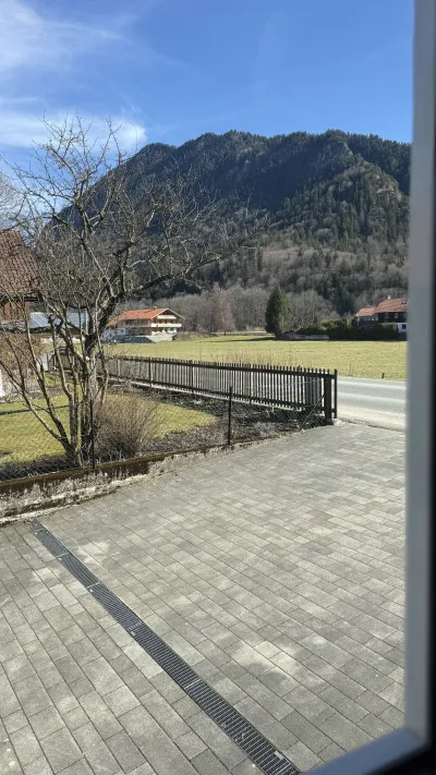 Hausberg - mit Garageneinfahrt