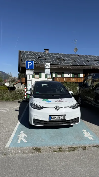 Geparktes Auto
