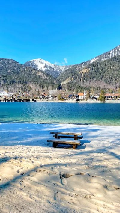 Kochelsee Winterbank